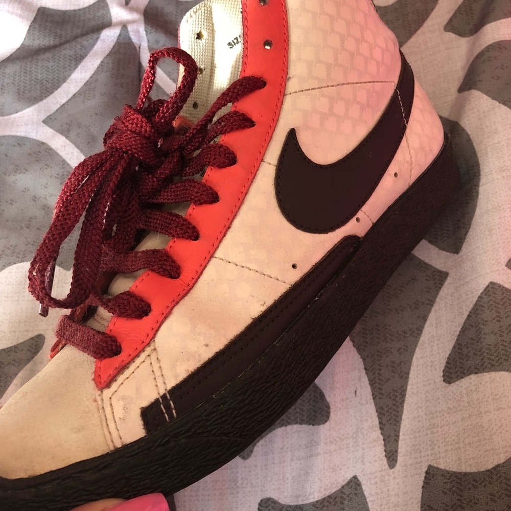 Women Nike blazer